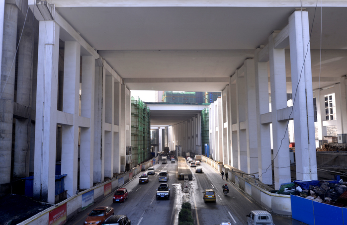 五里冲广场盖板桥-004