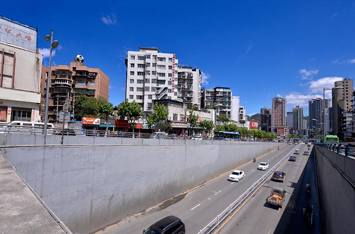 贵阳市浣纱路下拉槽项目工程4